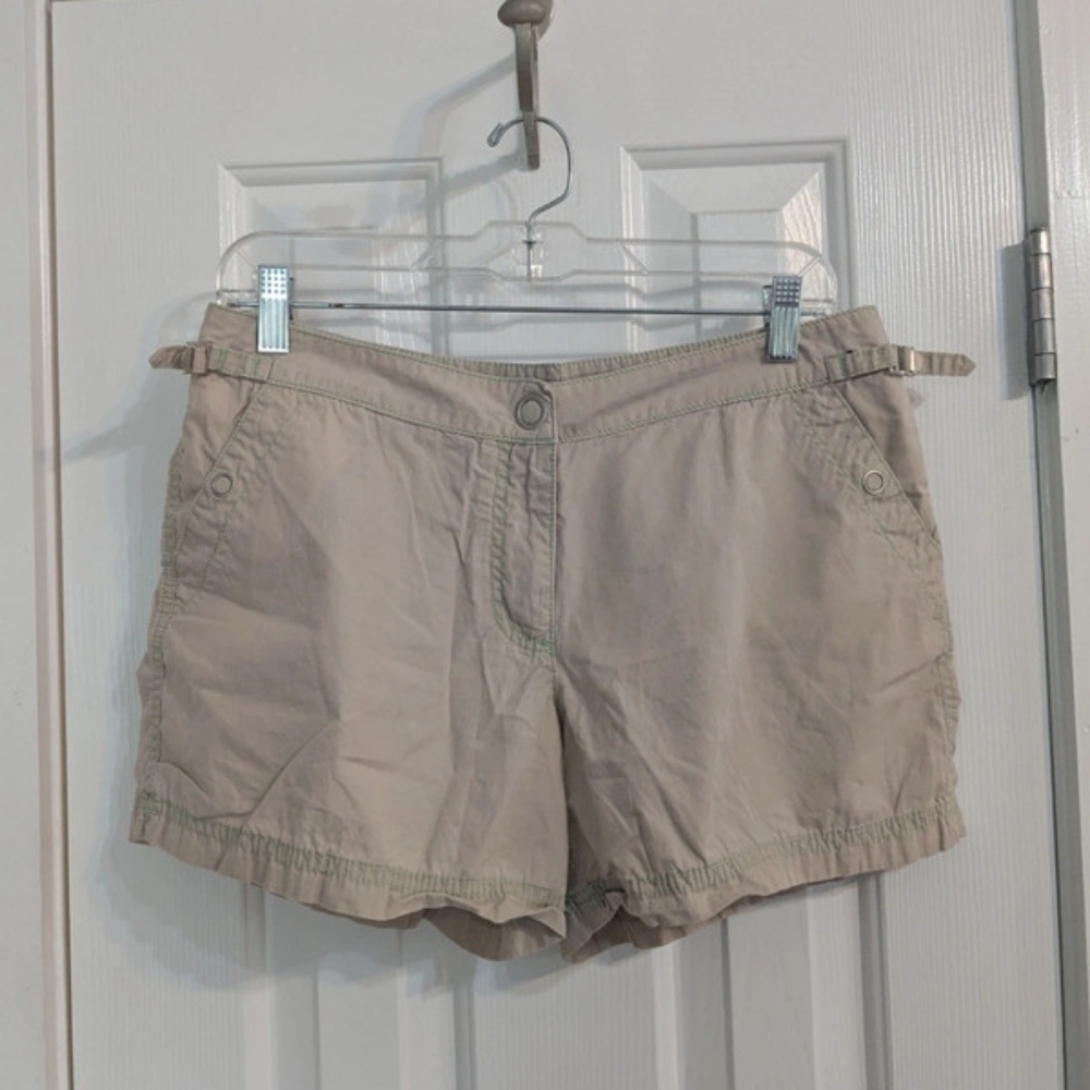 Urbane light shorts